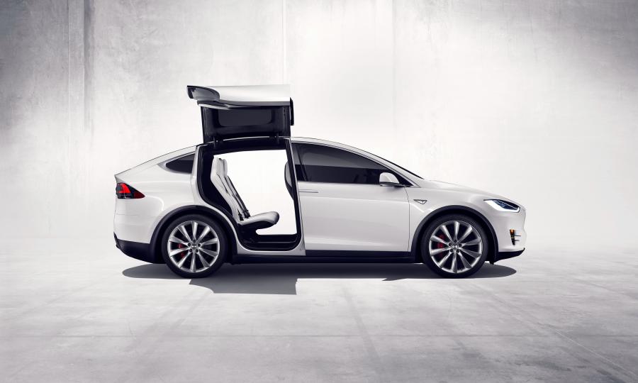  Tesla Model X P90D 2015 года  (NA) (фото 3 из 25)